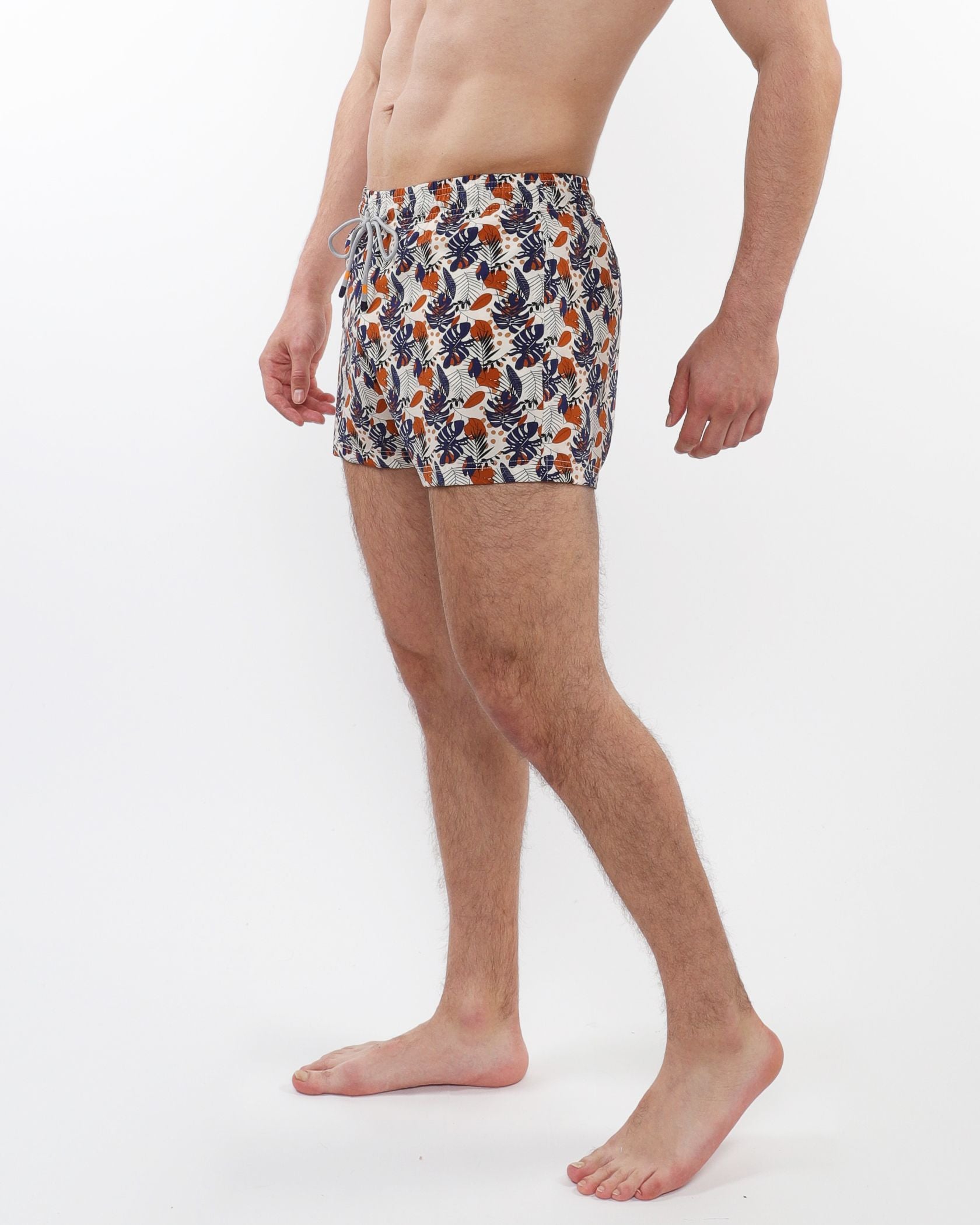 PRINTED SWIM SHORT W/ MESH LINING
