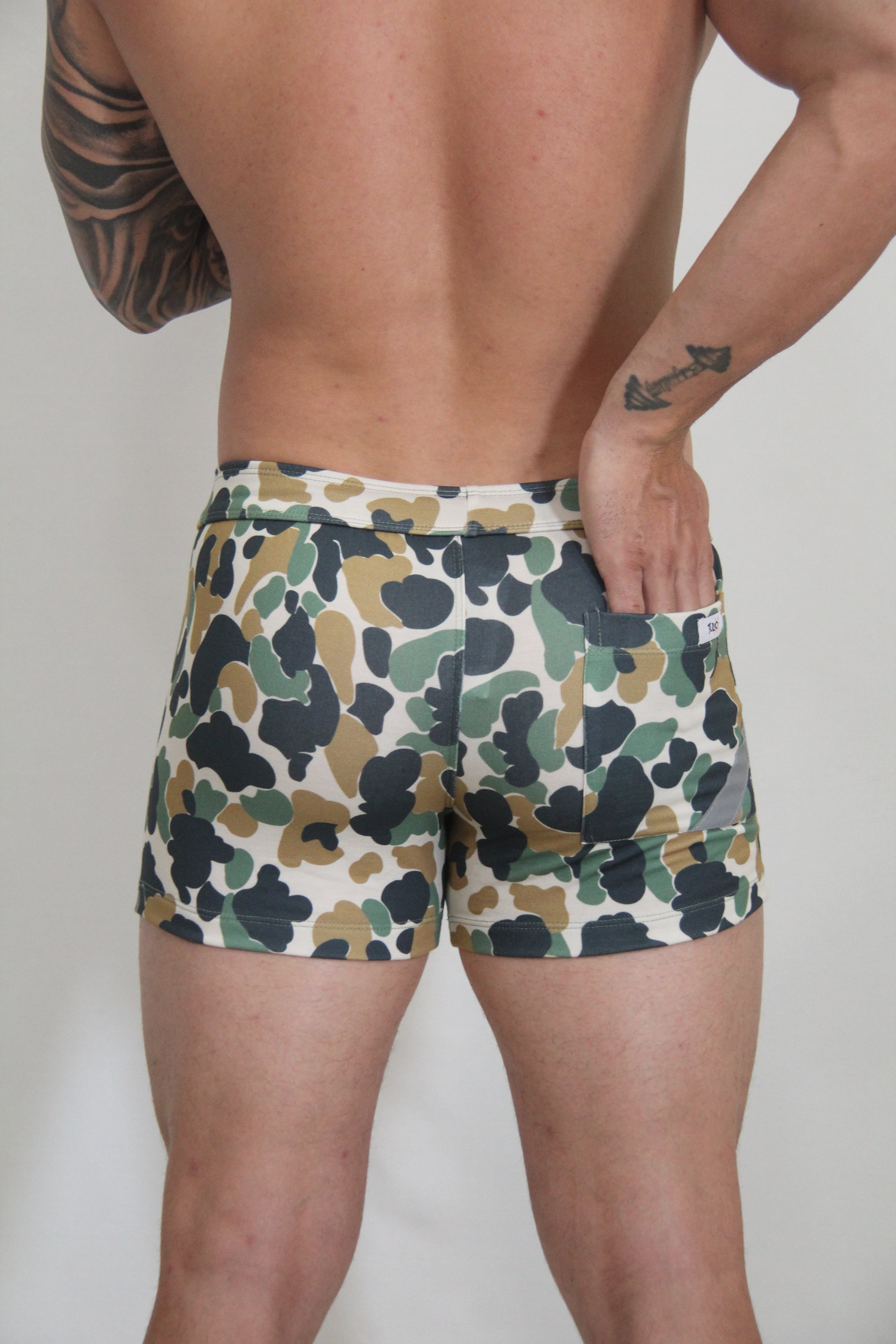 CAMOUFLAGE FLEECE  SHORTS