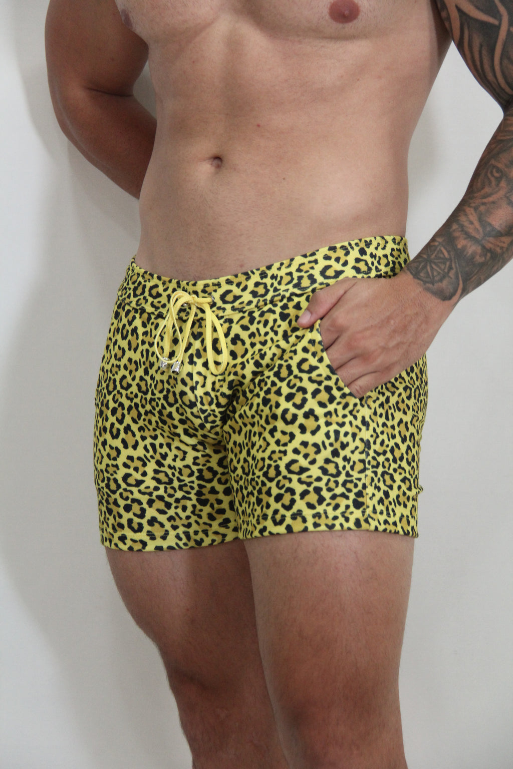 LEOPARD FLEECE SHORT