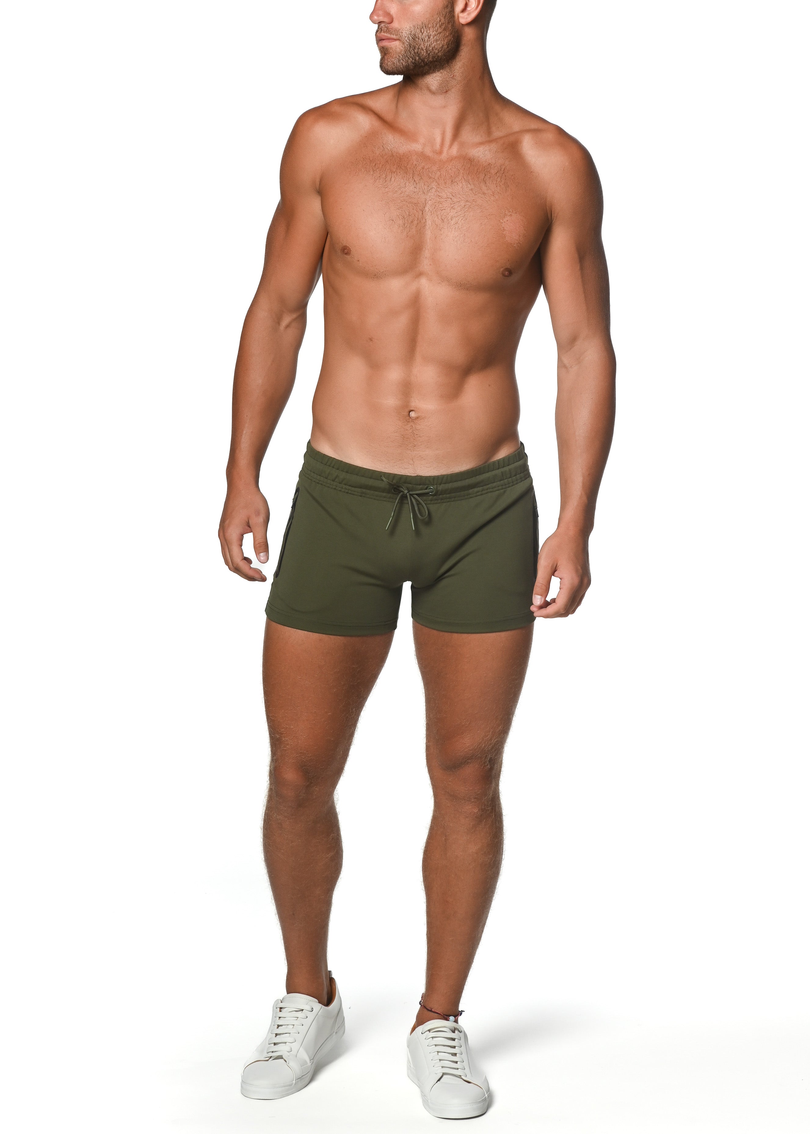 VAULT GYM-TECH STRETCH SHORTS W/ HEAT WELD ZIPPERS