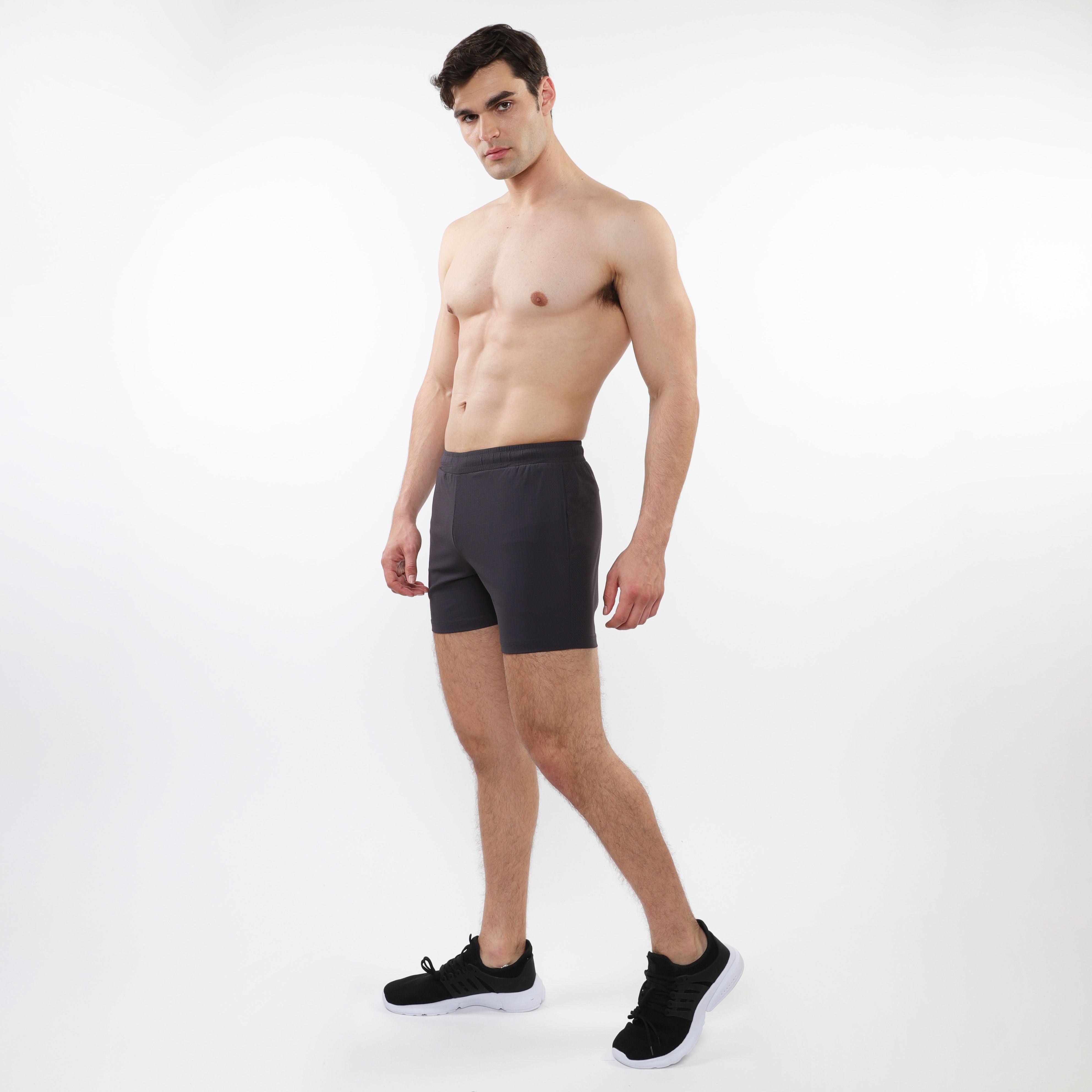 TEXTURED MESH STRETCH PERFORMANCE SHORTS