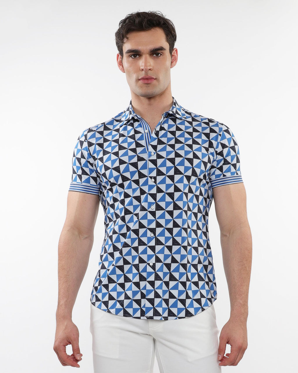 TRIANGLES PRINTED PERFORMANCE S/S SHIRT