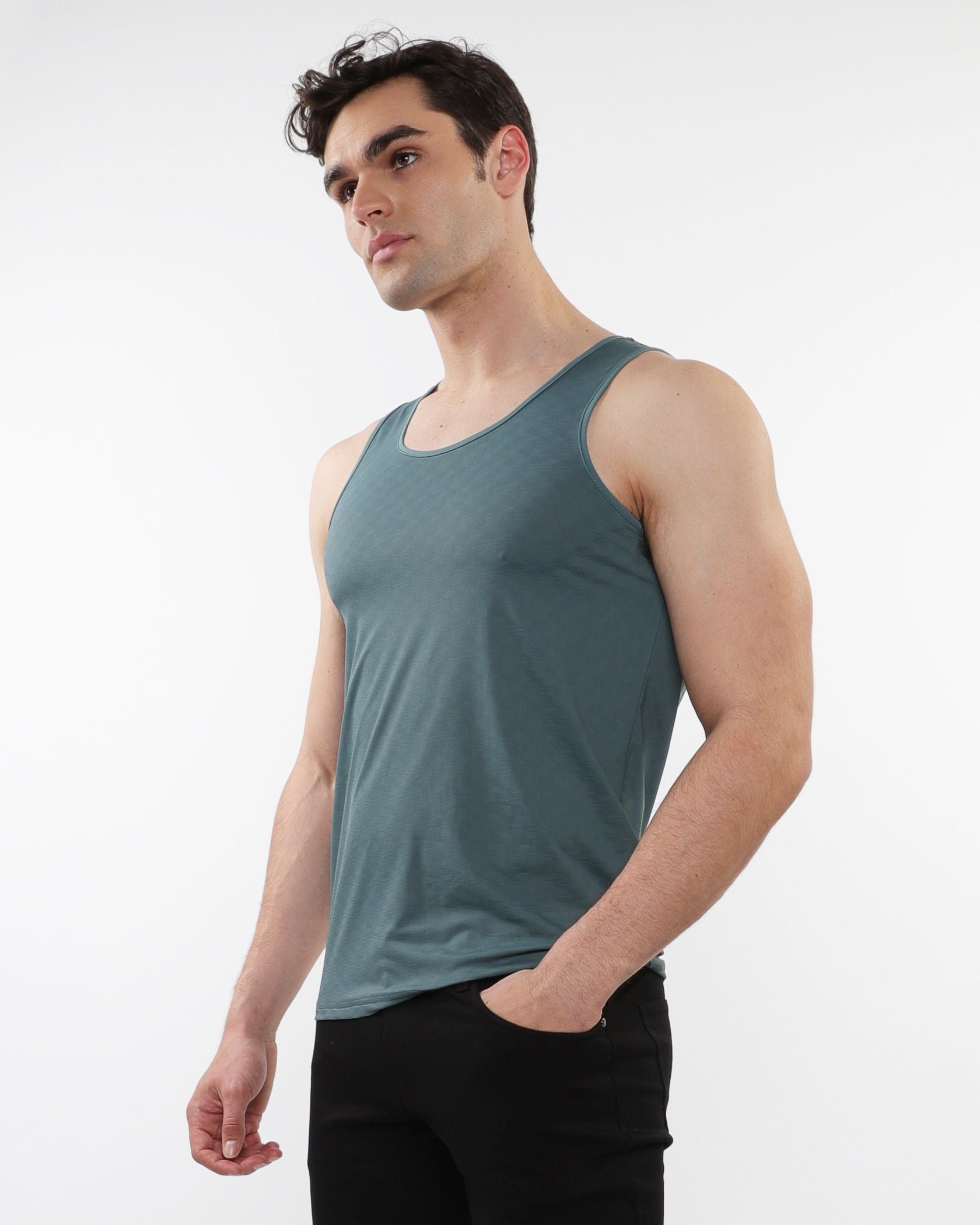 TEXTURED STRETCH MESH PERFORMANCE TANK