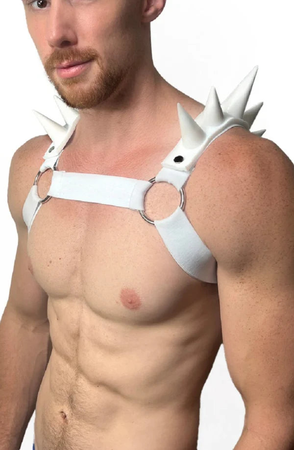 SPIKED BULLDOG HARNESS