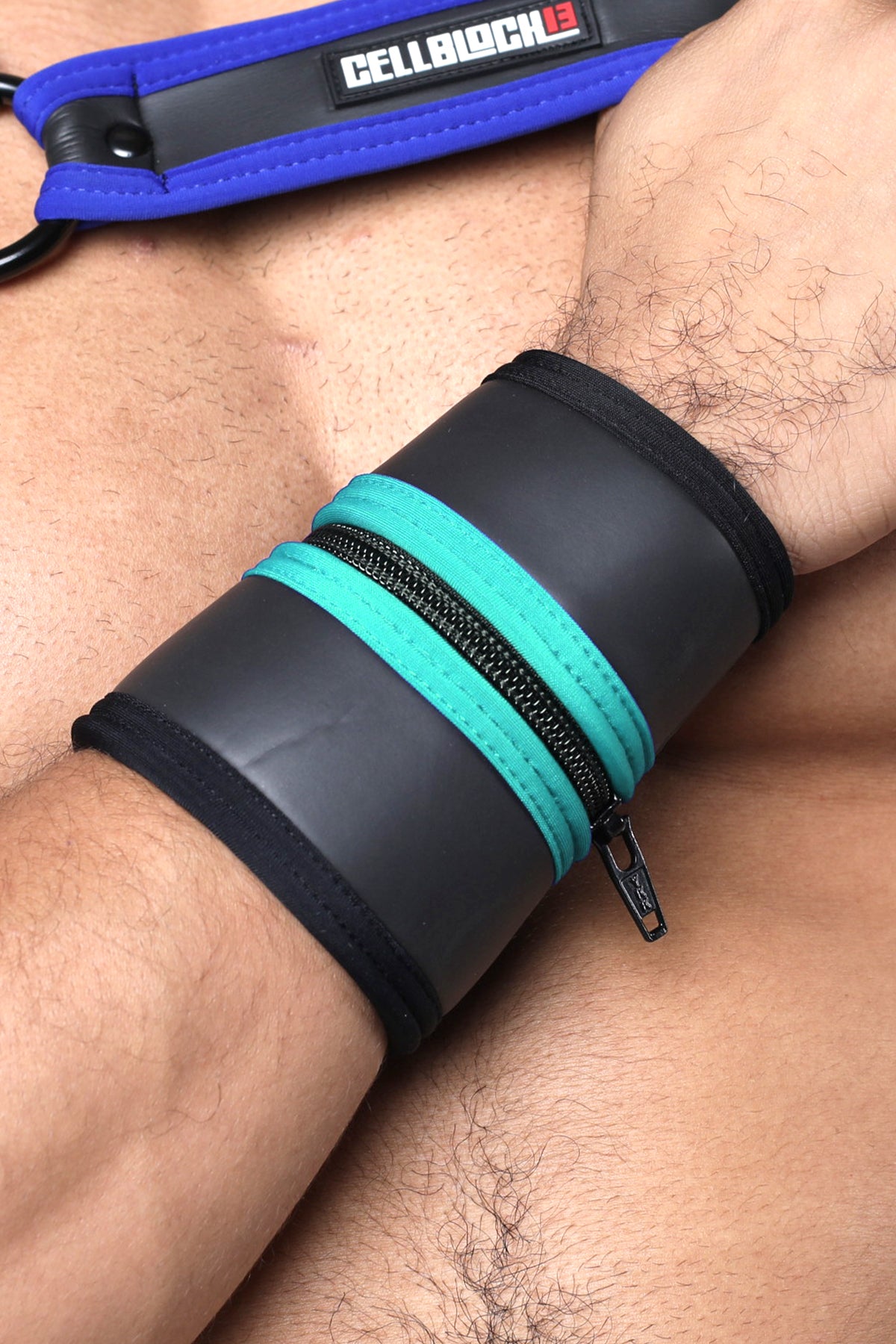 BUCKLE UP CUFF - AVAILABLE IN 5 COLORS