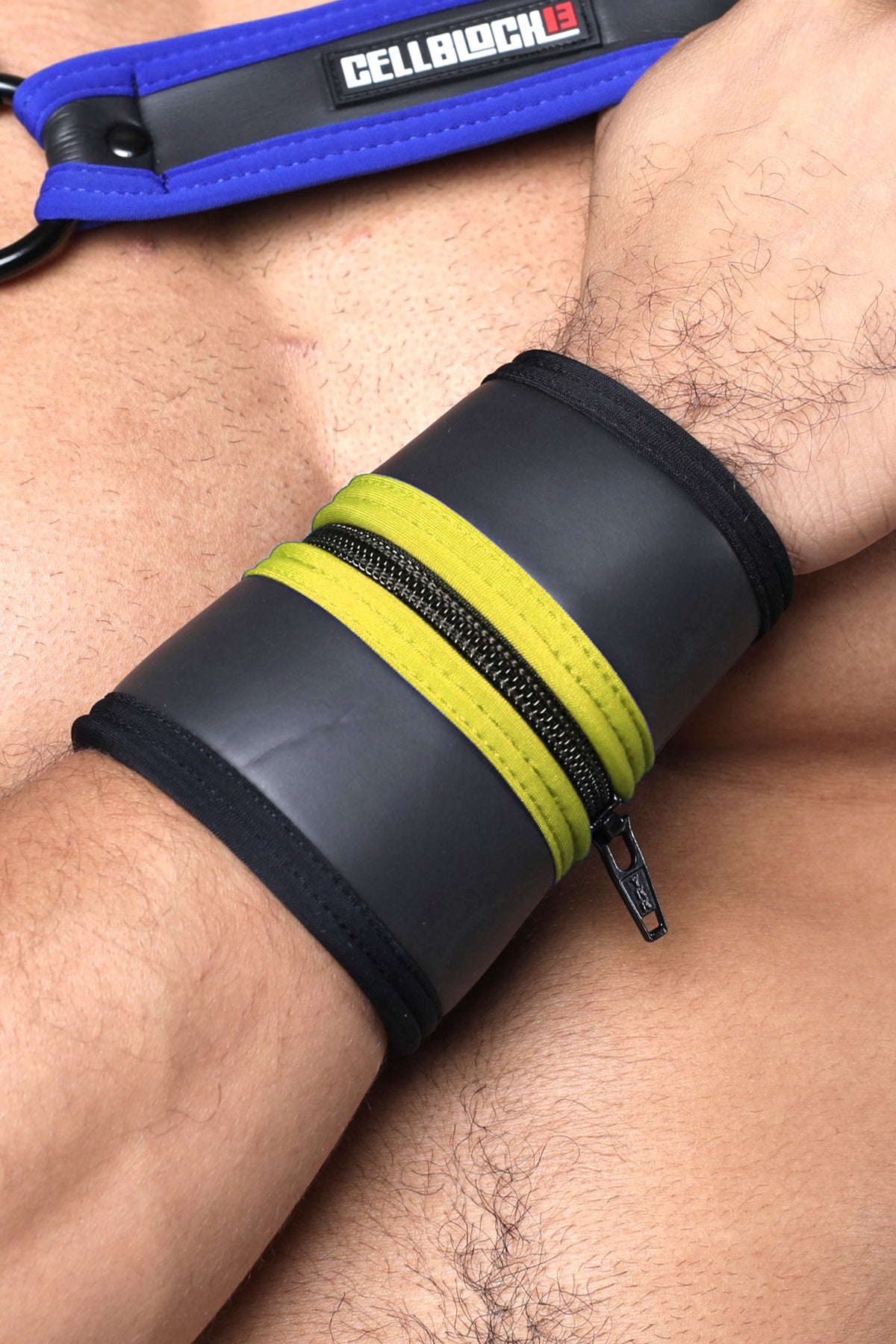 BUCKLE UP CUFF - AVAILABLE IN 5 COLORS