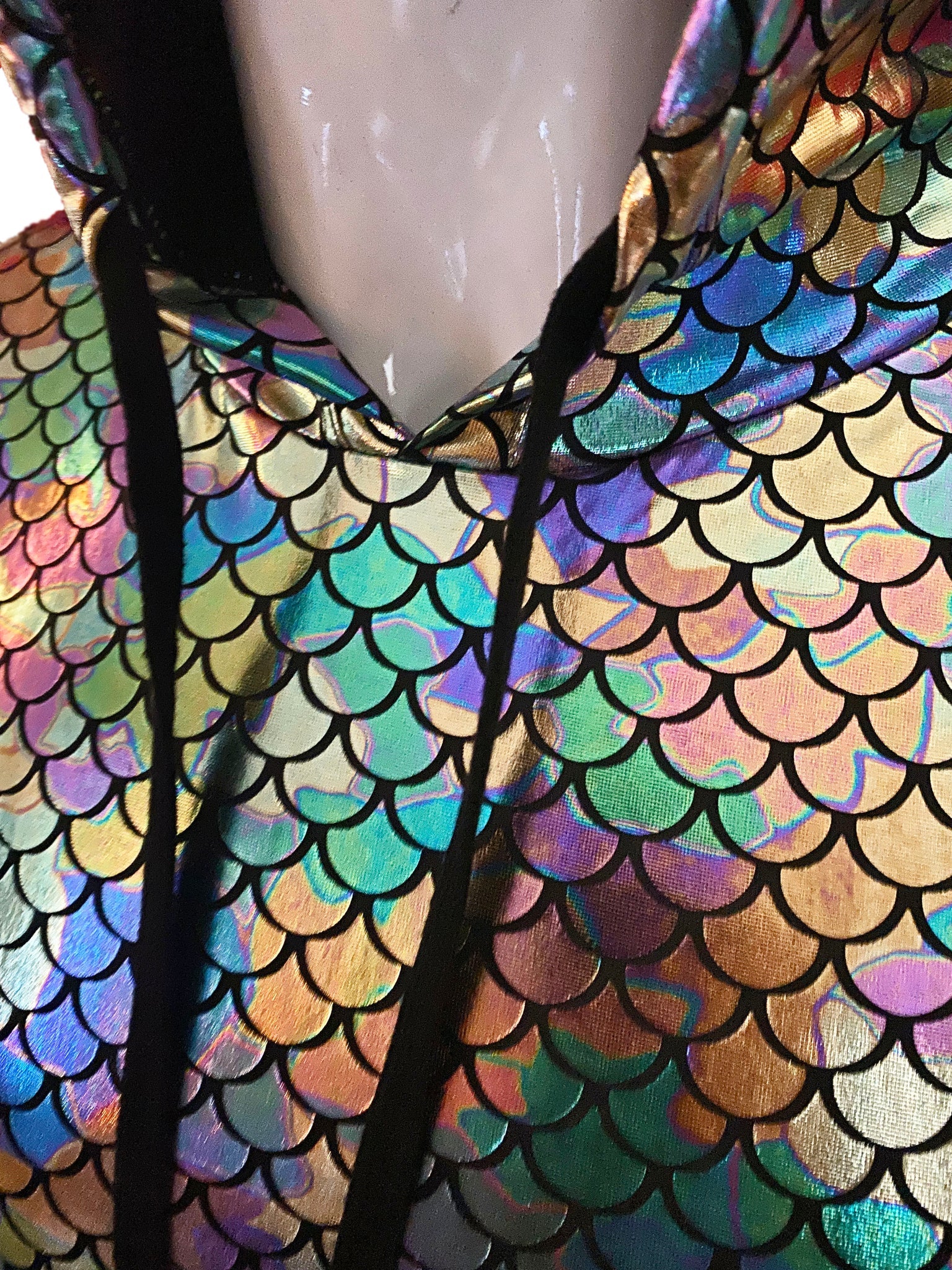 MERMAN HOODED CROP TANK